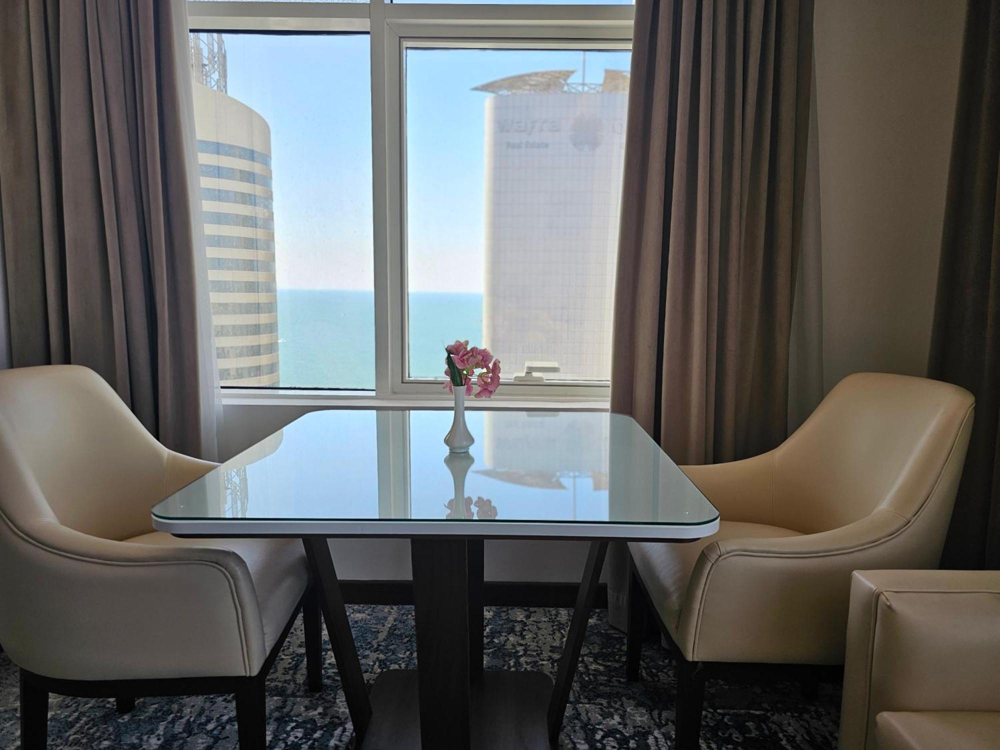 Dolphin Continental Hotel Kuwait City ภายนอก รูปภาพ